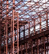 Выпуск строительных металлоконструкций вырос на 10% в I полугодии 2021